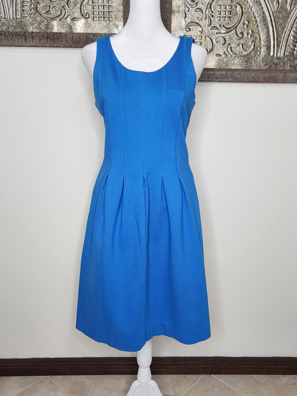 J. Crew Vibrant Blue Pleated Scoop Neck Fit and Flare Mini Dress Sz 6 Preppy - Picture 3 of 13